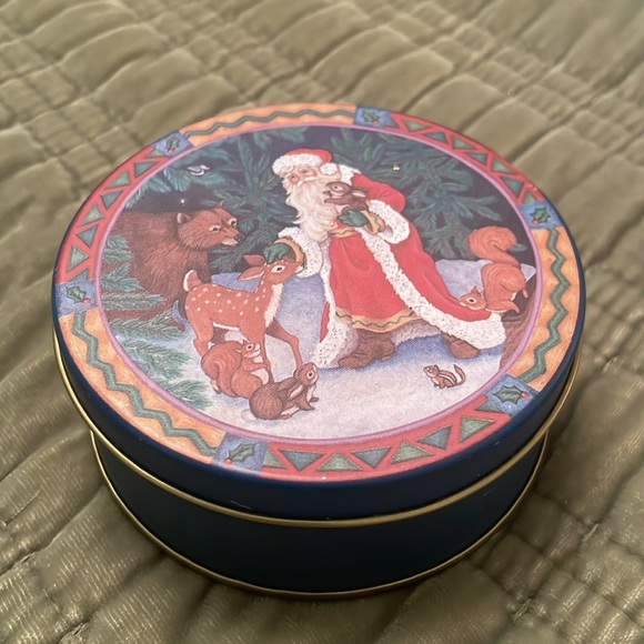 Christmas Coaster Set of 6 in Storage Tin - Picture 7 of 7